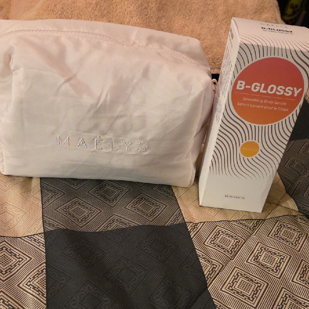 Maelys NWT B-GLOSSY Smoothing Body Serum - White & Orange & Cosmetic Pouch